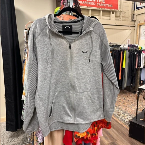 Oakley heather gray fleece lined jacket dawn patrol training - Picture 2 of 10